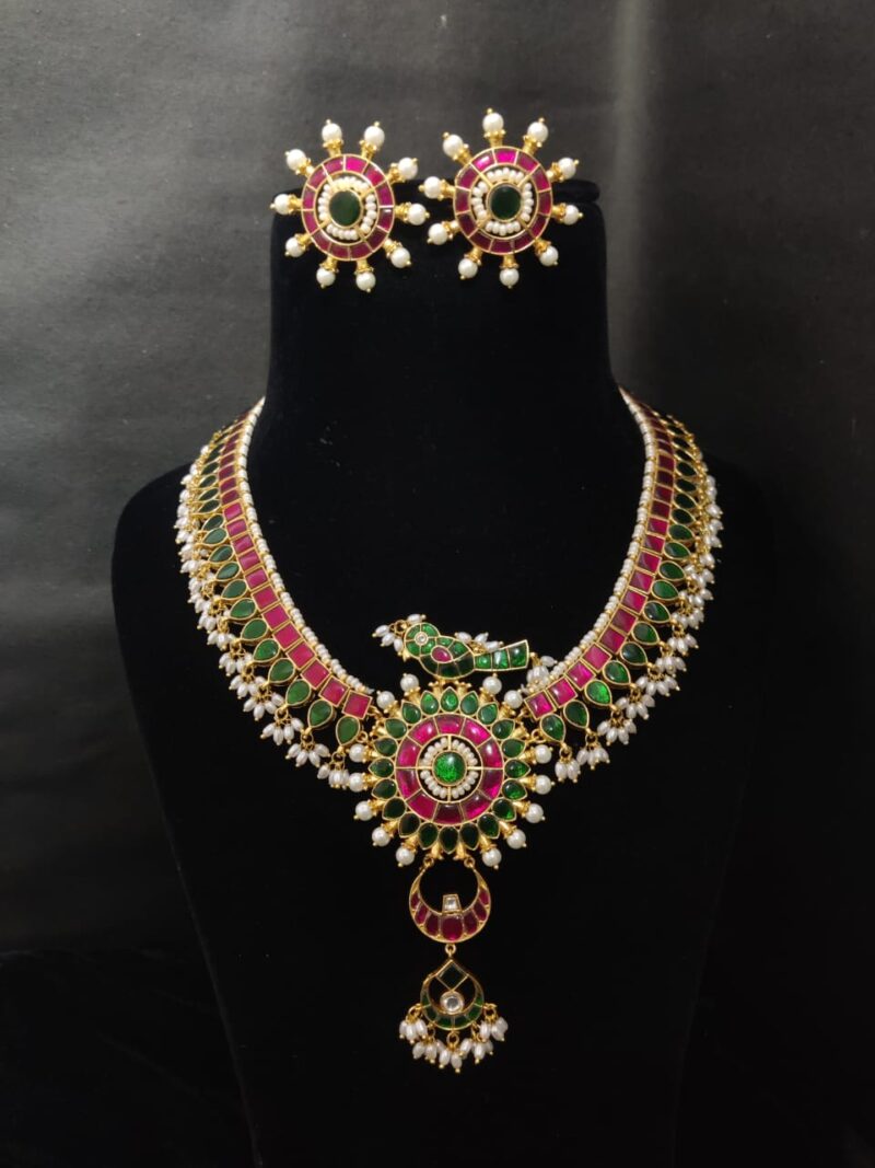 Jadau kundan necklace